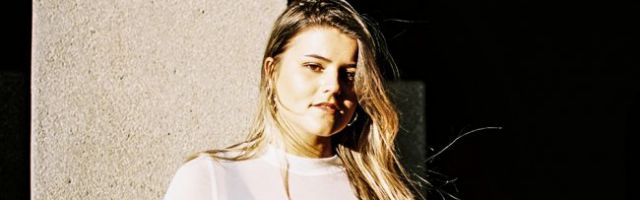 Live Music: Eliott