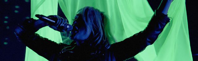 Metric: Dreams So Real